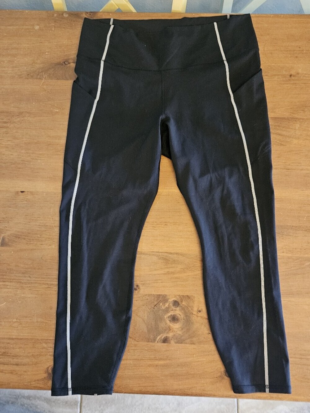 Fabletics PureLuxe Leggings Yoga Workout Pants Black with White Stripe XXL